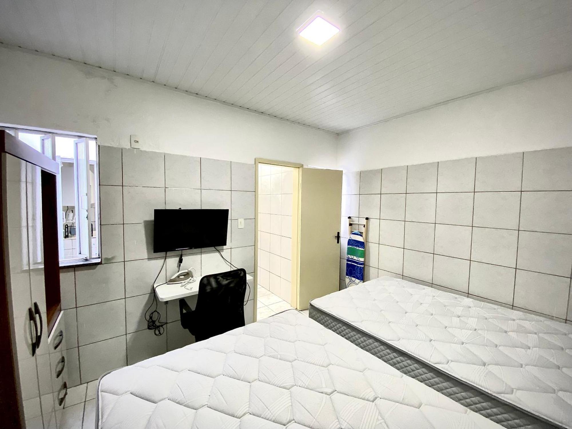 Apartamento Kitnet No Centro, Wi-fi, Tv Smart